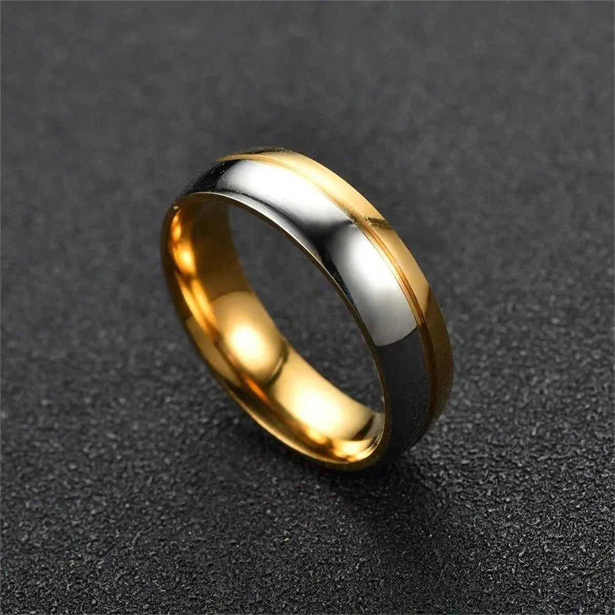 Fashion Stainless Steel Couple Rings For Men Women with Rhinestones Zirconia Rings Wedding Party Jewelry Valentines Day Gifts 250811