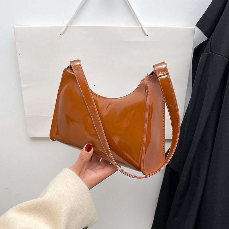 Vintage Trendy Ladies wallet Underarm Pu trend Leather Handbag Women S French Stick Simple Shoulder Bag New Brand Chain Purse