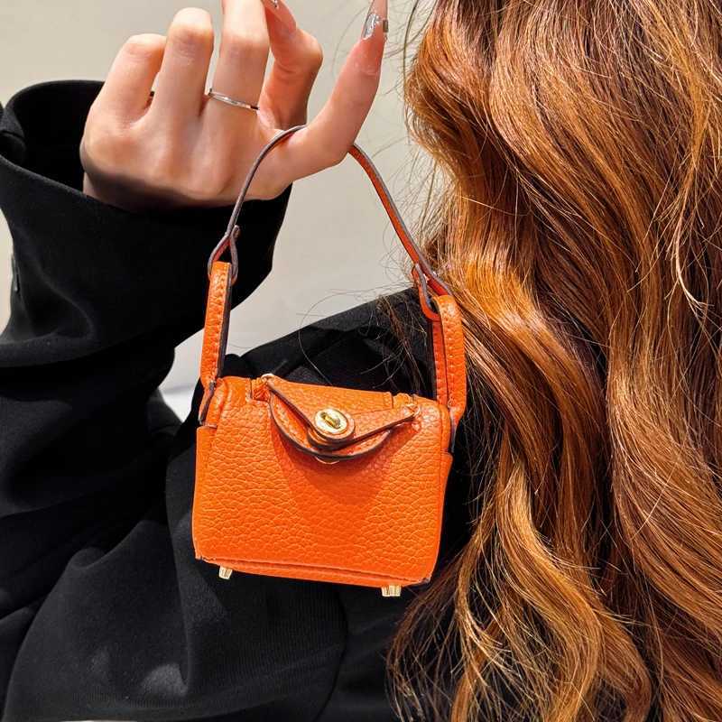 Mini Leather Fashion Bag For 4 3 2 Pro 2 Galaxy Buds 3/ 3Pro/ Buds FE 2Pro Phone Case Can Hold Other Small Items Y250815