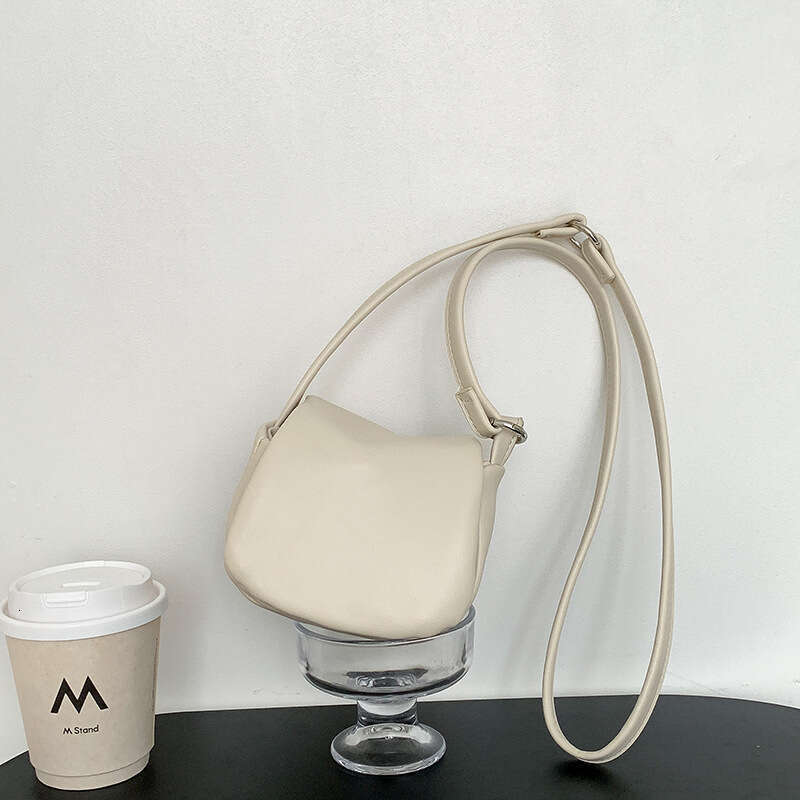 Summer New Red Flap Crossbody Small for Women Versatile High-end Bags Designer Women PU Soft Leather Student Compact Simple Mini Bag