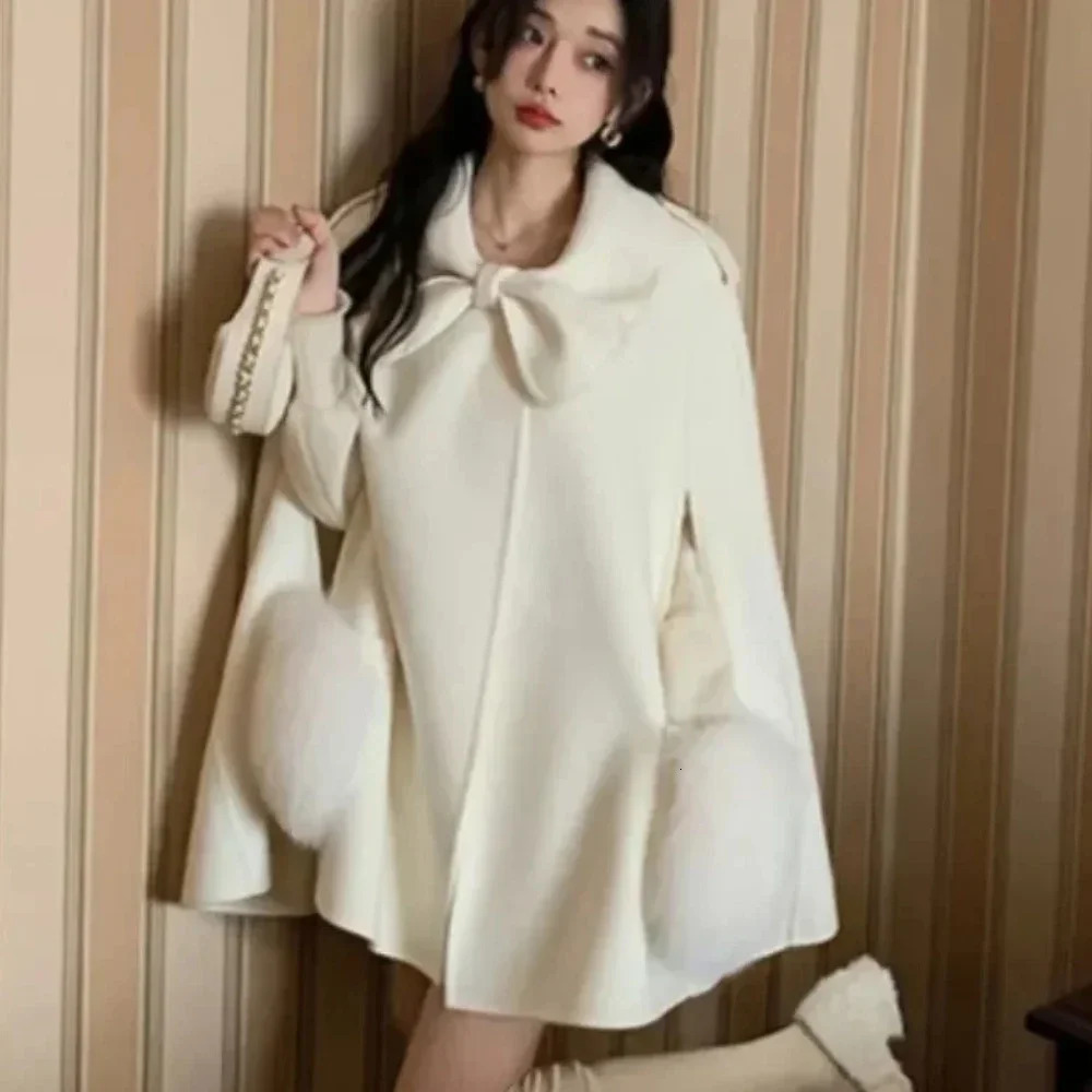 Fox Fur Double-sided Cashmere Jacket Women High-end Daughter Cloak Shawl Woolen Fur Coat Female Autumn Winter Style 250811