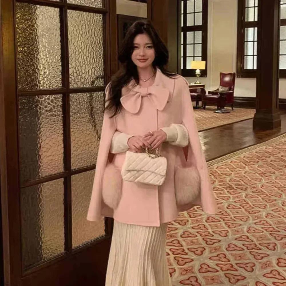 Fox Fur Double-sided Cashmere Jacket Women High-end Daughter Cloak Shawl Woolen Fur Coat Female Autumn Winter Style 250811