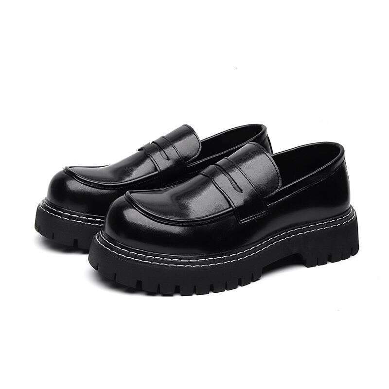 Thick Soled Loafers For Men's Summer 2025, Black Small Leather Shoes, British Style, High-end Feel, Lazy Person Kicks