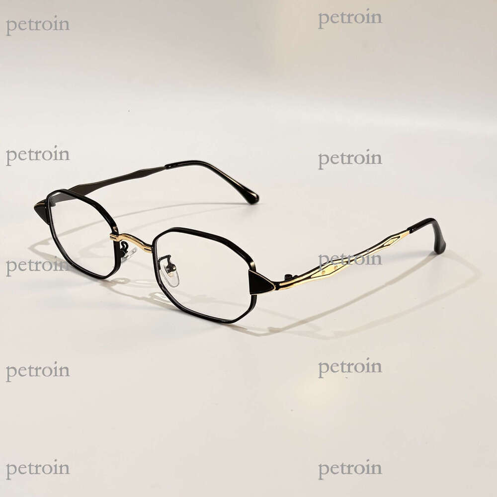 New Hip-Hop Plain Anti-Blue Light Glasses for Men and Women, Small Square Frame, Polygonal Design, High-End Feel, Non-Prescription, Can Be Fitted with