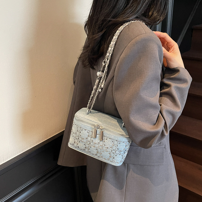 European And American Ins Personalized Women's Hot Diamond Mini Handbag Free Shipping Designer Chain Shoulder Crossbody Bag Small Fragrance Box M