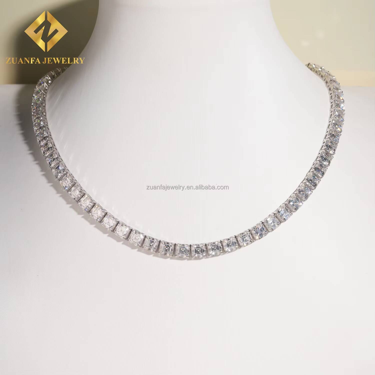 Unique Design Retail S925 Silver Elegant Style Women Iced Out VVS1 Asscher Moissanite Diamond Cluster Tennis Chain Women Gift