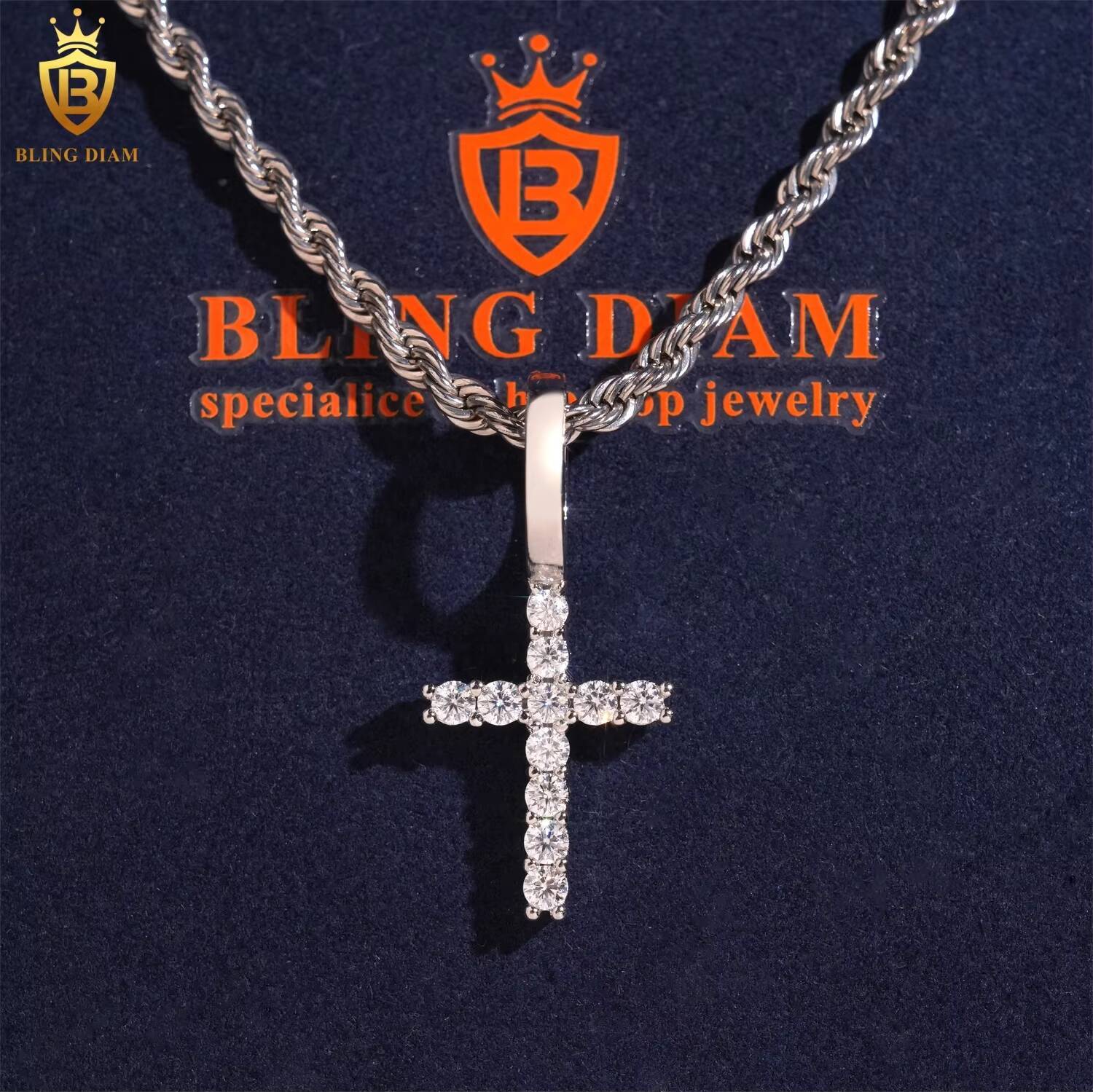 Factory Price 925 Sterling Silver VVS Moissanite Custom Hip Hop Diamond Cross Pendant
