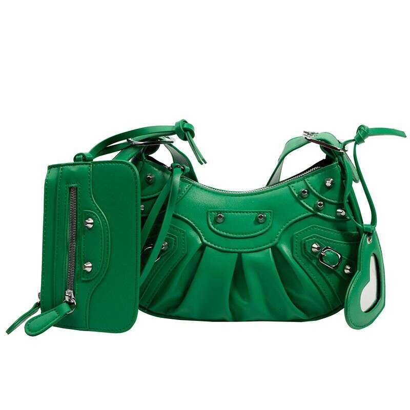 Light , High-End Armpit Pleated Crescent Women's Shoulder Bags, European And American Retro Rivet Motorcycle Bags