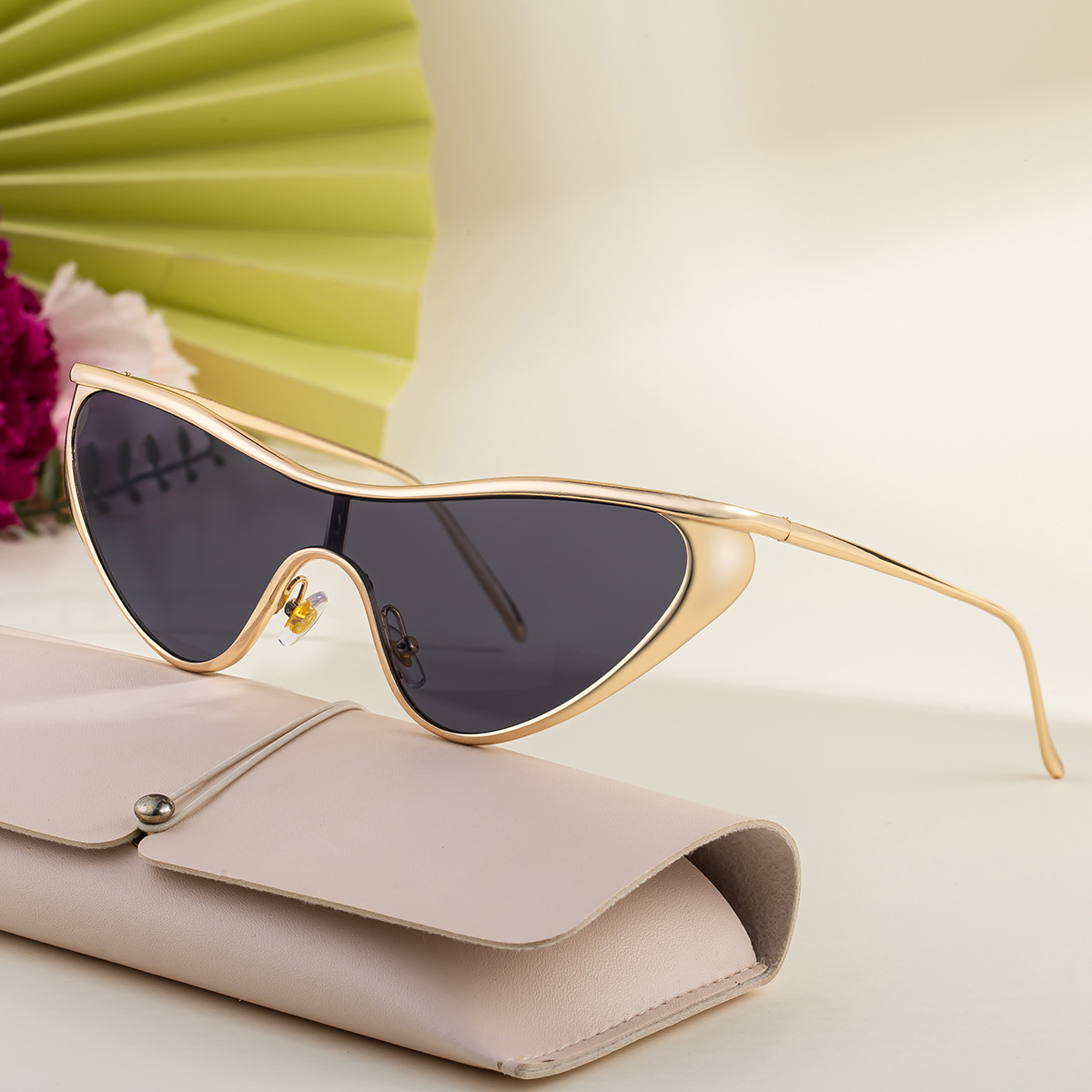 Designer Sunglasses For Women Men Cat Eye Sunglasses UV400 Protection Classic Sunglasses Luxury Polarized Lenses Goggle Pilot Alloy Frame Eyewear KP76