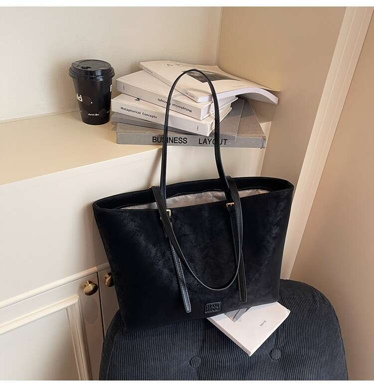 Trendy Bags 2025 New Tote Luxury Large Capacity Simple Fashion Shoulder Student Class Designer Commuting Bag
