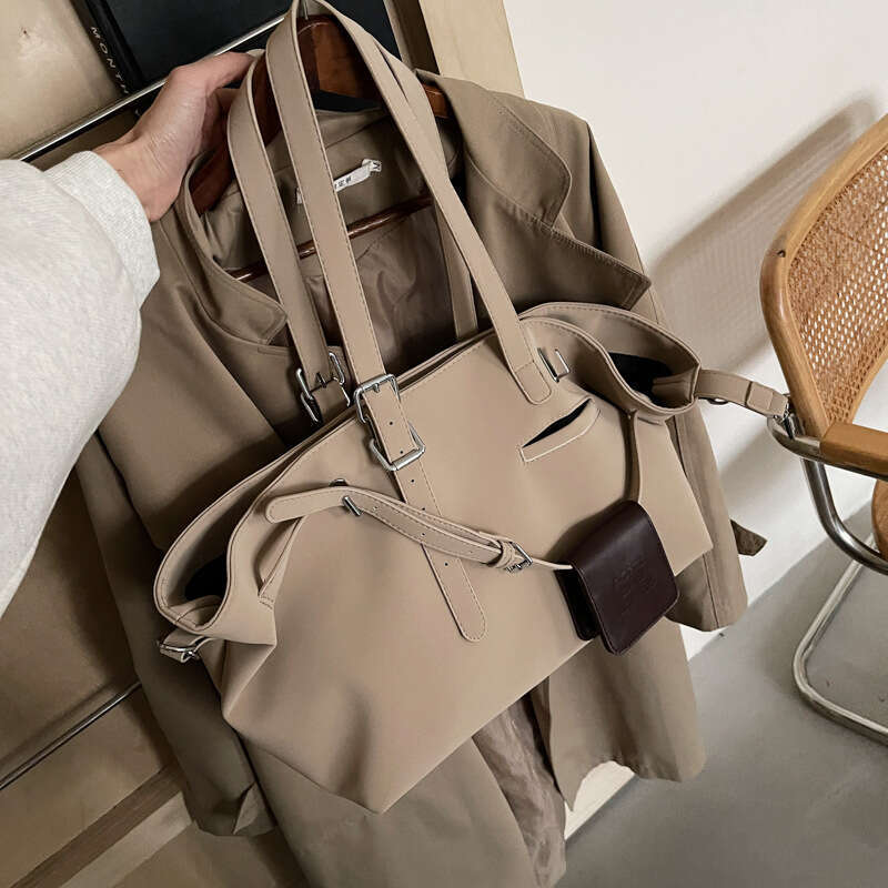 Korean Style Suede Tote for Women 2025 New Fashionable Handbag Bags Designer Large Capacity Shoulder Crossbody Bag