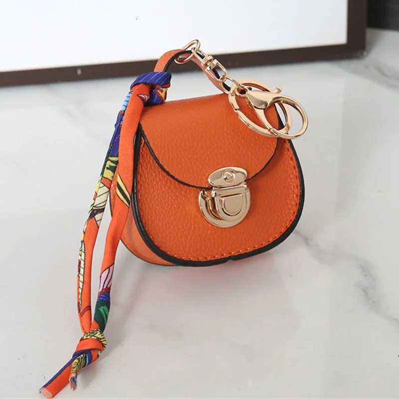 Internet Celebrity New Popular Item Versatile Saddle Small Bag Zero Wallet Pendant Portable Multi-Functional Bag Pendant Keychain Y250815