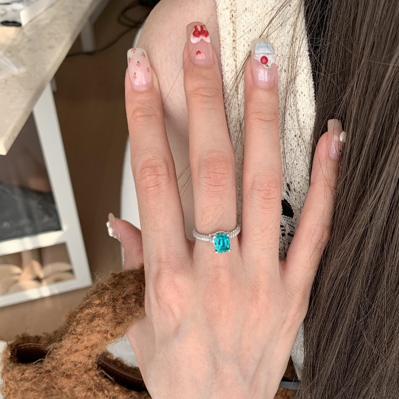 Sparkling Handmade Wedding Rings Luxury Jewelry 925 Sterling Silver Fill Oval Cut Green 5A Cubic Zircon CZ Diamond Gemstones Party Eternity Women Opem