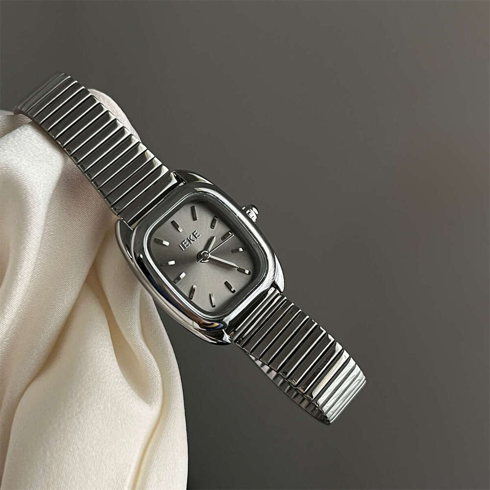 Metal Style Designer Thunder Gray Vintage Niche for Women High-end Quartz Simple Steel Band Women's Watch