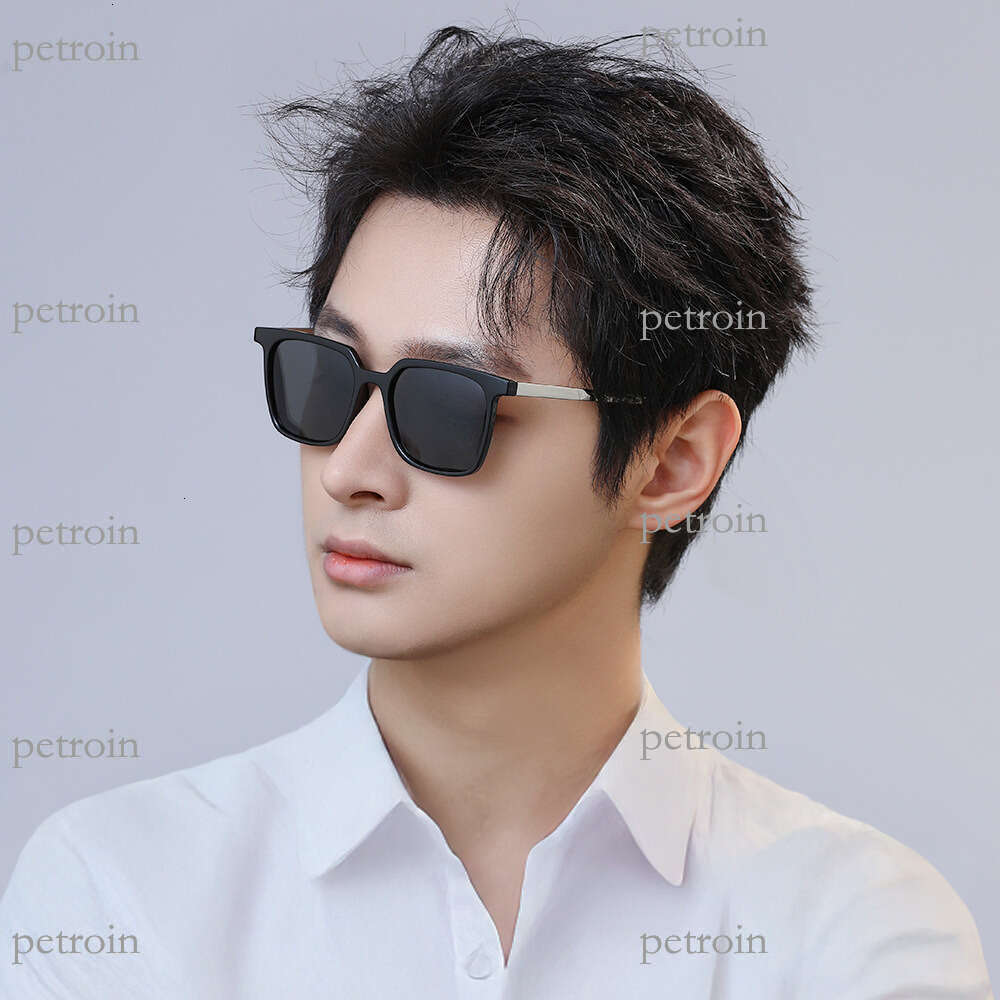 25 New Small Frame for Men Driving Cycling Outdoor Sports Polarized Sunglasses Trendy Glasses