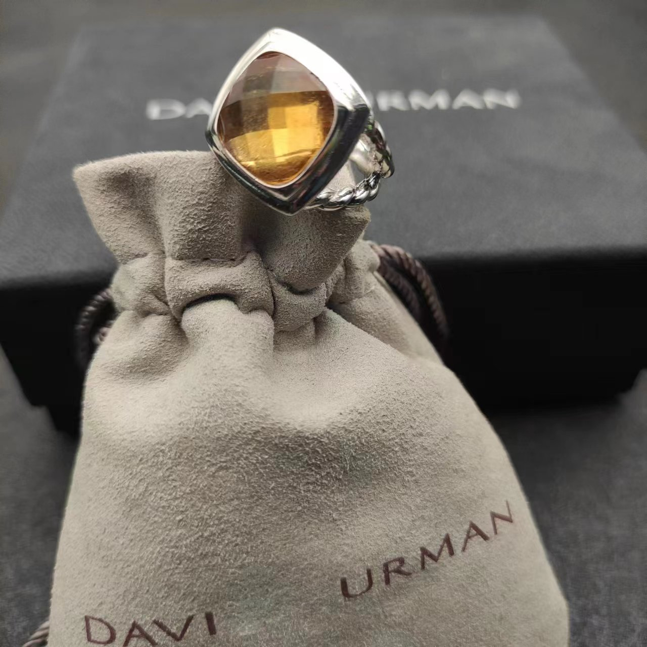 2026 925 Sterling Silver Christmas New DY Jewelry Retro Ring Couple Trend Fashion Simple Spiral Design Colored Crystal Ring for Men and Women To Wear