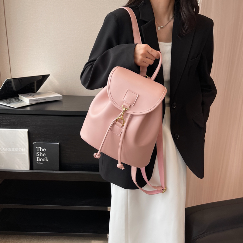 Autumn New Unisex Style Backpack Couple Bag Women's Large Capacity Backpack New Women's Travel Texture Small Backpack Autumn New Designer Ba