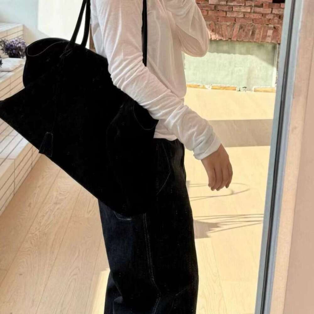 Designer Bag Tote Bag Shoulder Bag New Trendy Fashion Versatile Suede Square Design Single Shoulder Underarm Lazy Bag