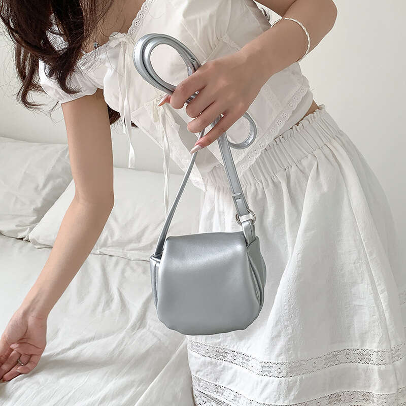 Summer New Red Flap Crossbody Small for Women Versatile High-end Bags Designer Women PU Soft Leather Student Compact Simple Mini Bag