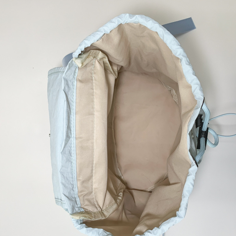 Autumn New Neutral Style Backpack Casual Women's Backpack Travel Small Backpack Sports Drawstring Bag Autumn New Designer Bag