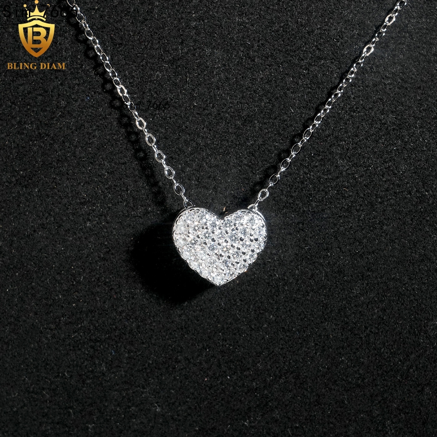 Trendy 925 Sterling Silver Ice Full Diamond Love Heart Shaped Pendant Moissanite Necklace Fine Jewelry Gift