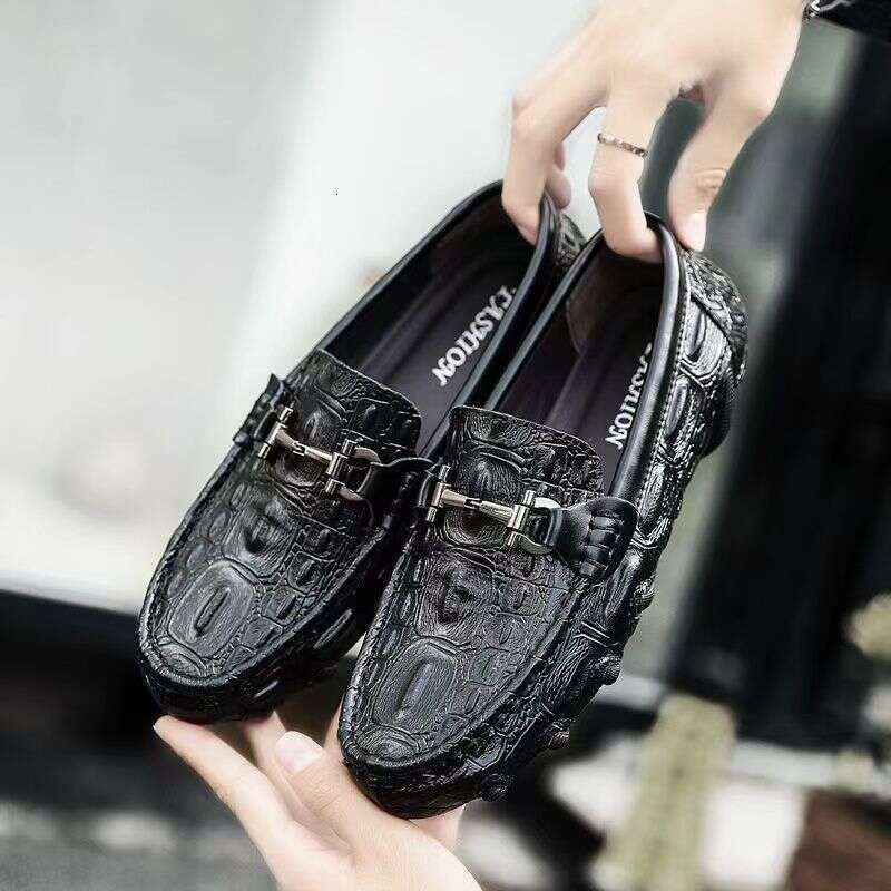 New Crocodile Pattern Bean Genuine Soft Sole, One Step, Korean Edition Trendy and Fashionable Men's Casual Leather