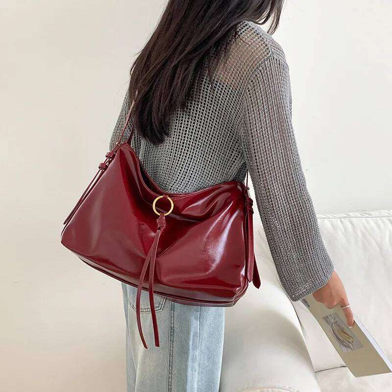 Designer Luxury Models Lazy Wind Shoulder Bag Commuting Senior Sense Of Temperament Women S Retro Large Capacity Crossbody Tote Bags