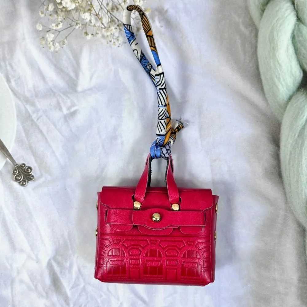 Coin Purse House-shed Mini Earphone Bag Handheld Portable Leather Coin Small Bag Fashionable Bag Charm Luxury Handbag Keychain Y250815