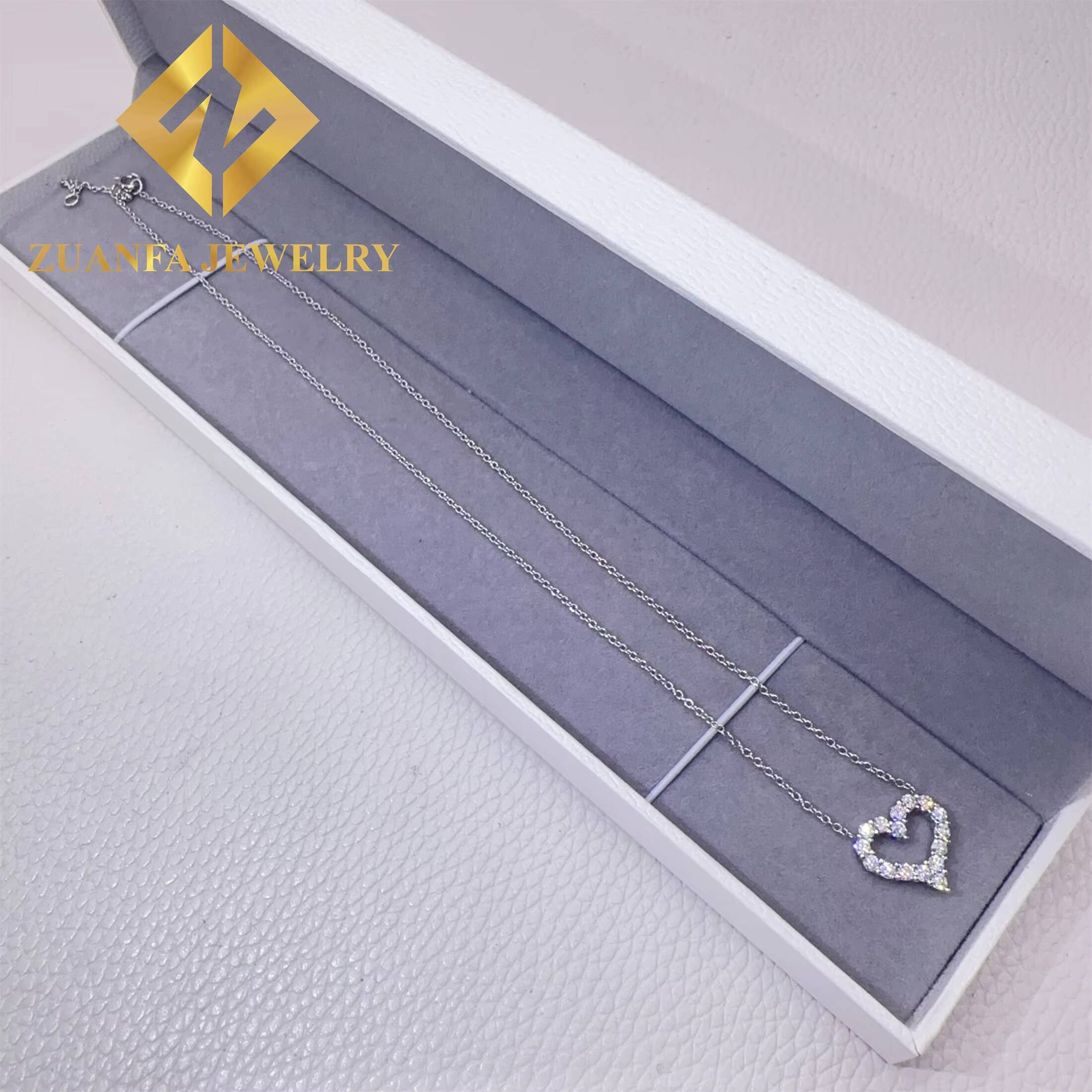 Drop Shipping Lowest Price Women Jewelry Luxury S925 VVS1 Heart Moissanite Diamond Pendant Necklace Set Ladies Gift