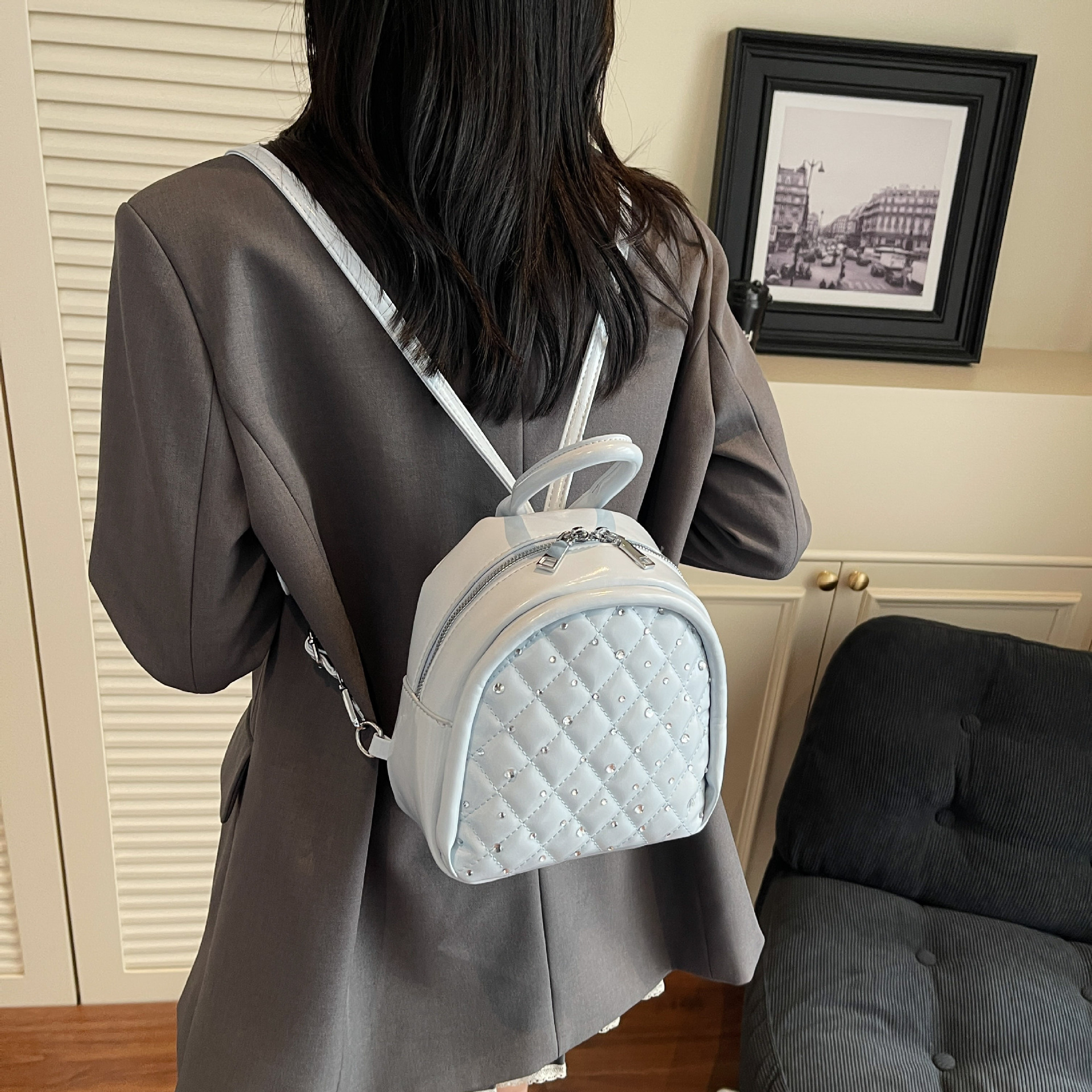 Autumn New Neutral Style Backpack With Quilted Rhinestone Decoration For Women Fashionable And Exquisite Handbag Autumn New Designer Bag