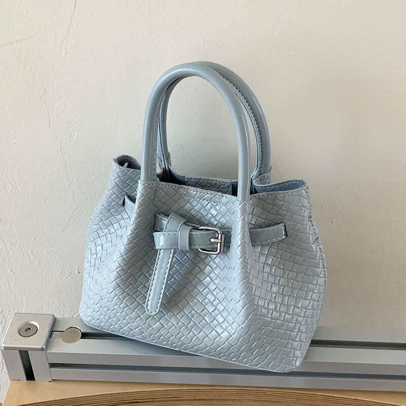 Korean Niche Woven Pattern Single Designer Bags Shoulder Luxury Tote for Women 2025 New Handheld Basket Bucket Crossbody Bag