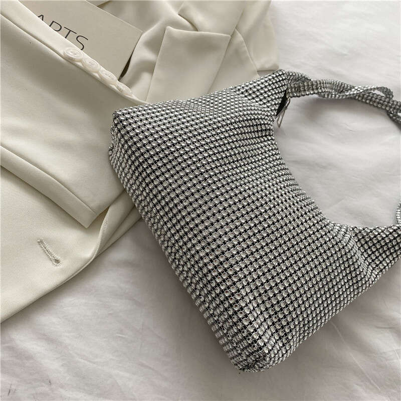 2025 Tote New Style Full Diamond Evening Trendy Fashion Simple Rhinestone Handmade Underarm Bag Luxury Single Designer Bags Shoulder Handbag