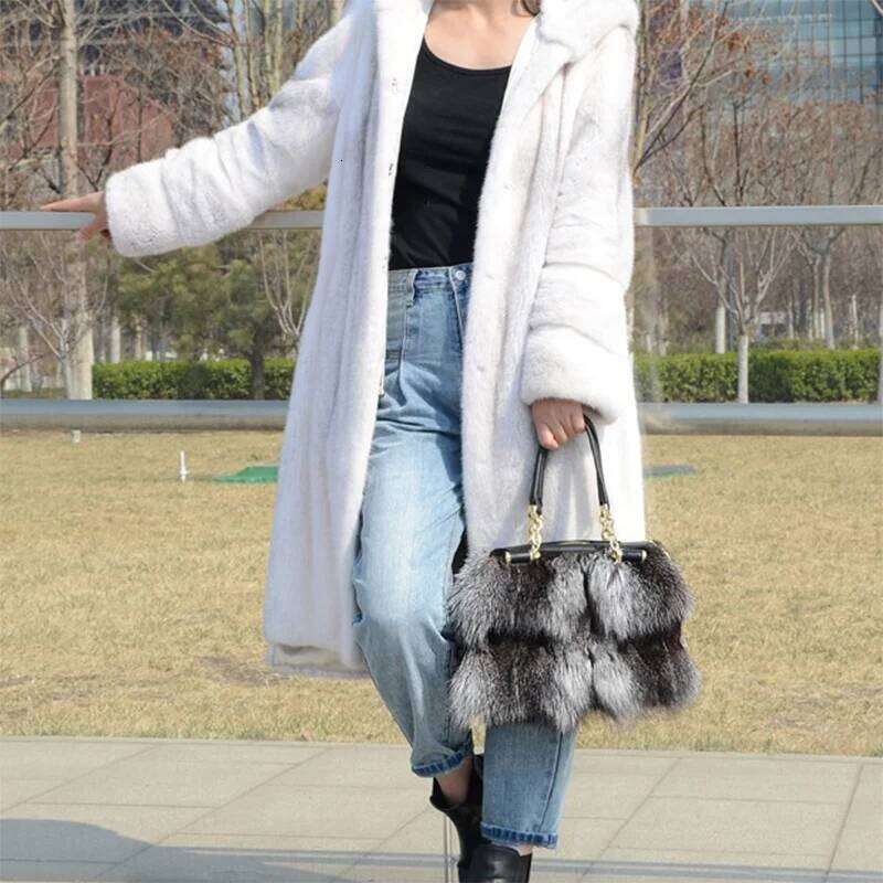 Designer bag 52 Soft Handbags Evening Bags Women Fox Fur Dinner Party Clutch Plush Crossbody Winter Designer Handbag High End Bag