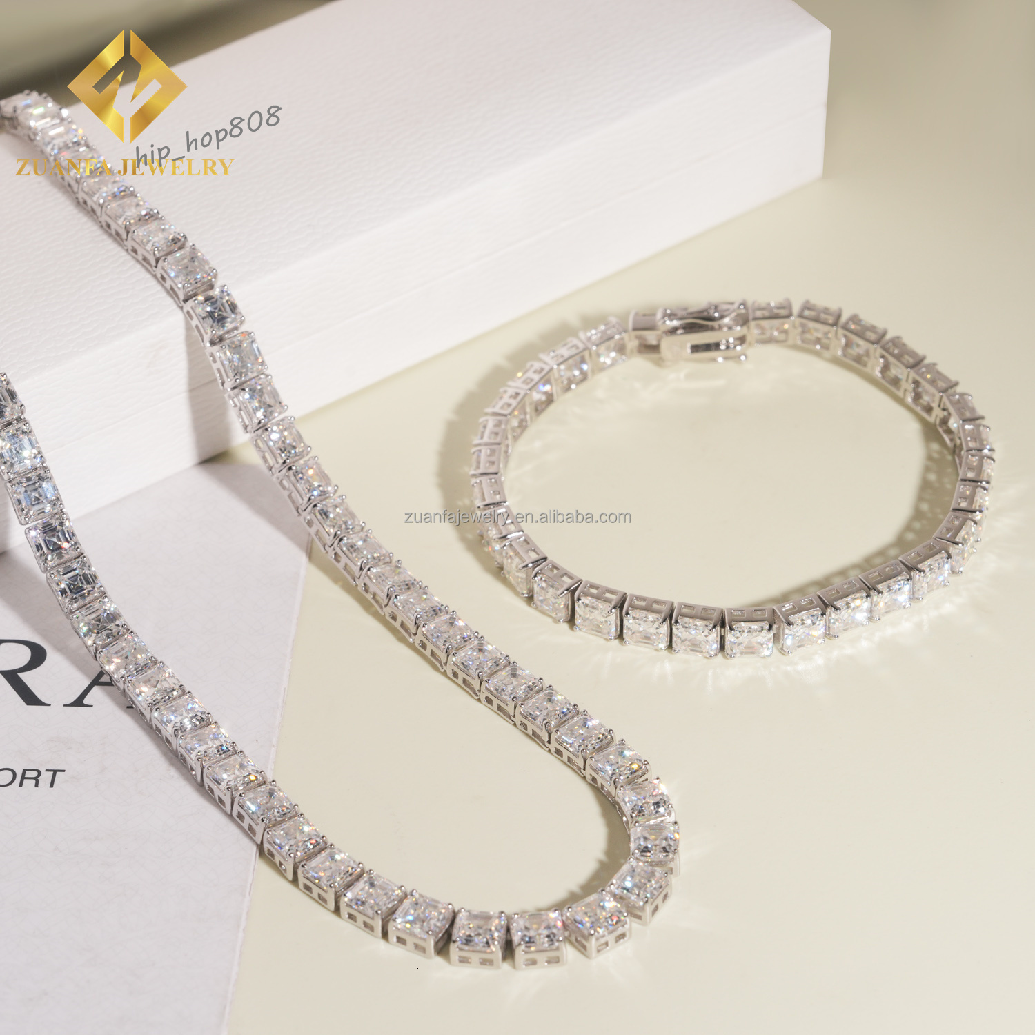 Unique Design Retail S925 Silver Elegant Style Women Iced Out VVS1 Asscher Moissanite Diamond Cluster Tennis Chain Women Gift
