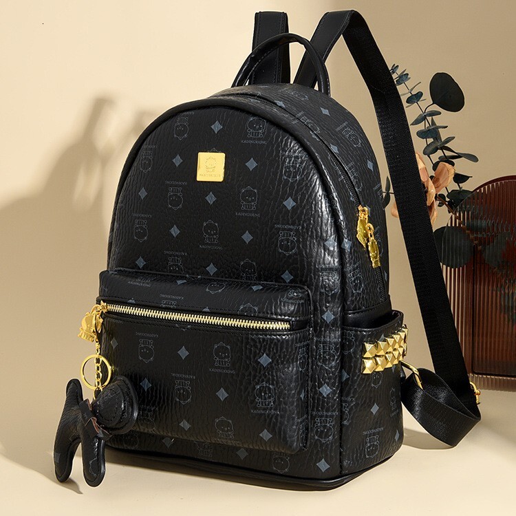 2025 Autumn New Neutral Style Backpack Cute Cartoon Bear Commuter Backpack New Fashion Backpack Large Capacity Autumn New Designer Bag