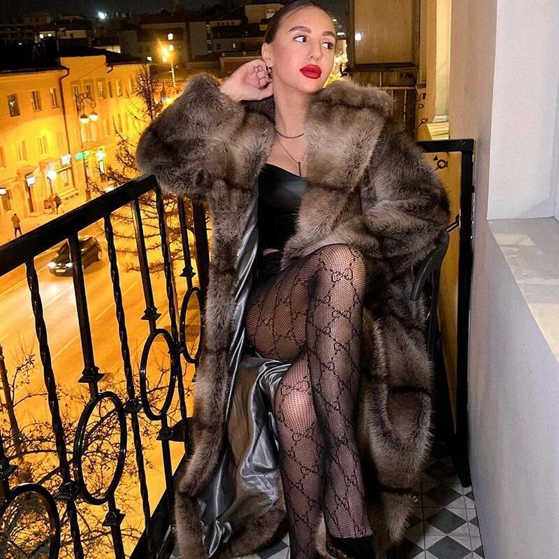 Autumn and winter imitation mink, mink coat, long artificial fur coat, street women's wear