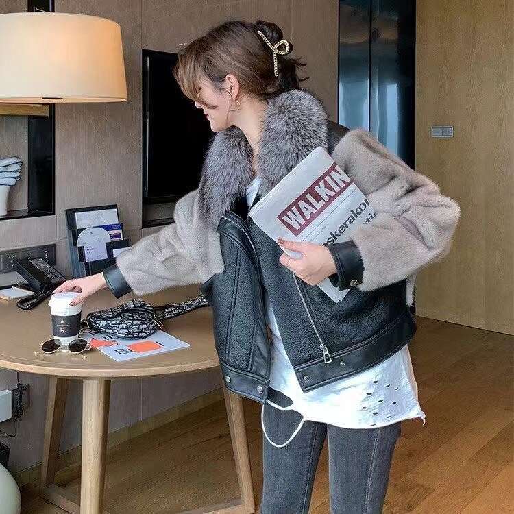 Winter new style fox-like fur coat with a fur collar, women's loose Korean-style faux mink fur coat