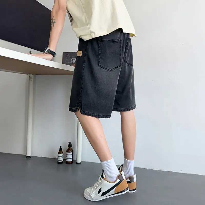 Summer New Casual Wide Denim Shorts Mens Baggy Fashion Elastic Waist Drawstring Straight Short Jeans StreetWear men clothing Y250814
