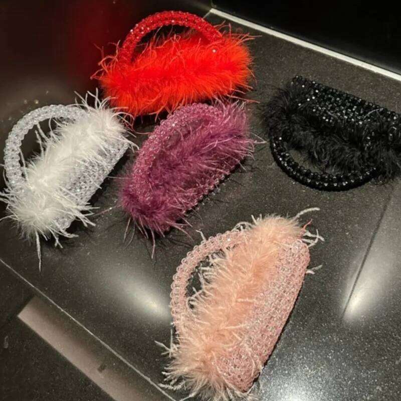 Designer bag 52 Box Shape Pearl Handbag Ostrich Feather Fur Evening Bead Mobile Phone Crossbody Hollow Out Underarm Bag