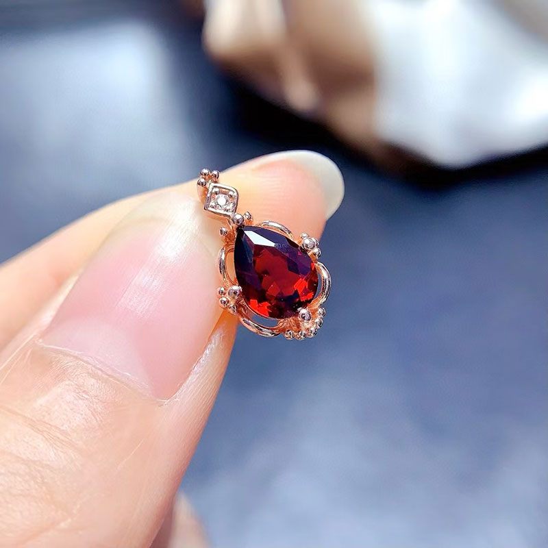 925 silver pendant natural garnet pendant 6mm*8mm genuine garnet jewelry 18K gold plated gemstone necklace for daily wear