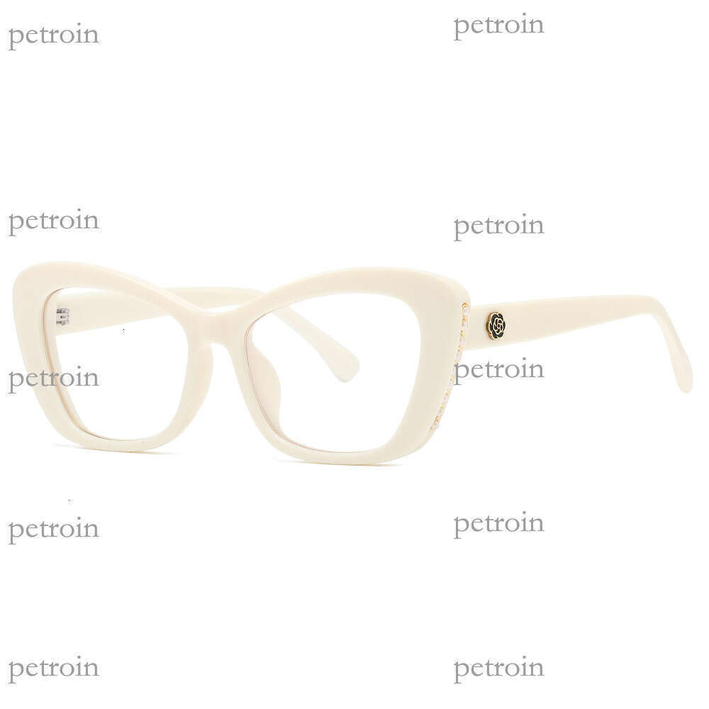 New Cat Eye Fashion Non-Prescription Versatile Personality Myopia Frame for Women Trendy Ins Blue Light Blocking Glasses