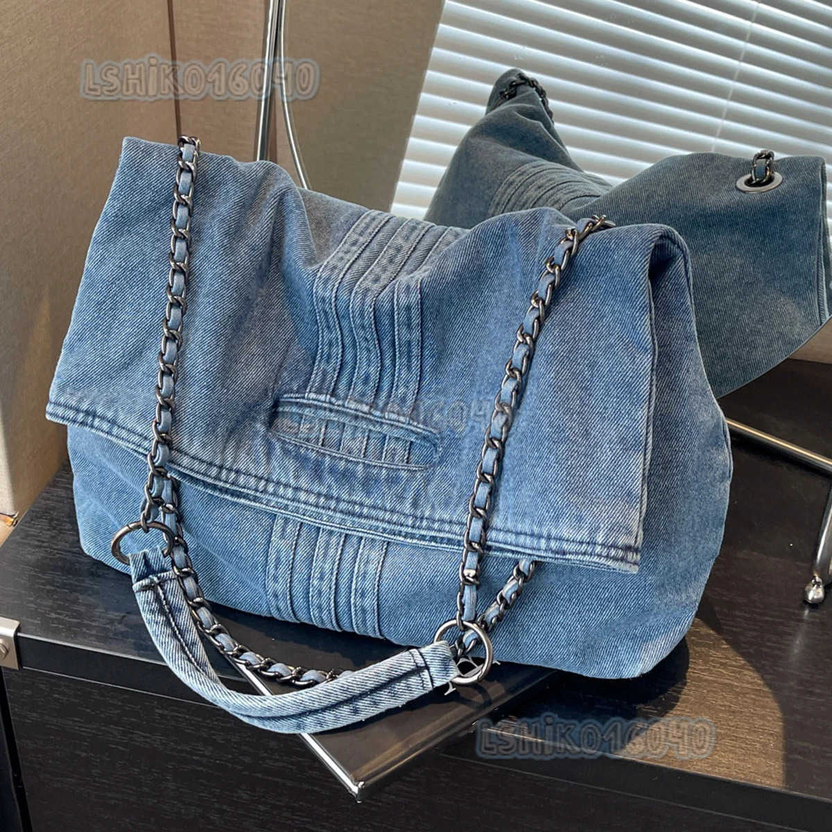 Large capacity fashionable and simple shoulder messenger bag lazy commuter style tote bag niche retro washed cloth bag H250814