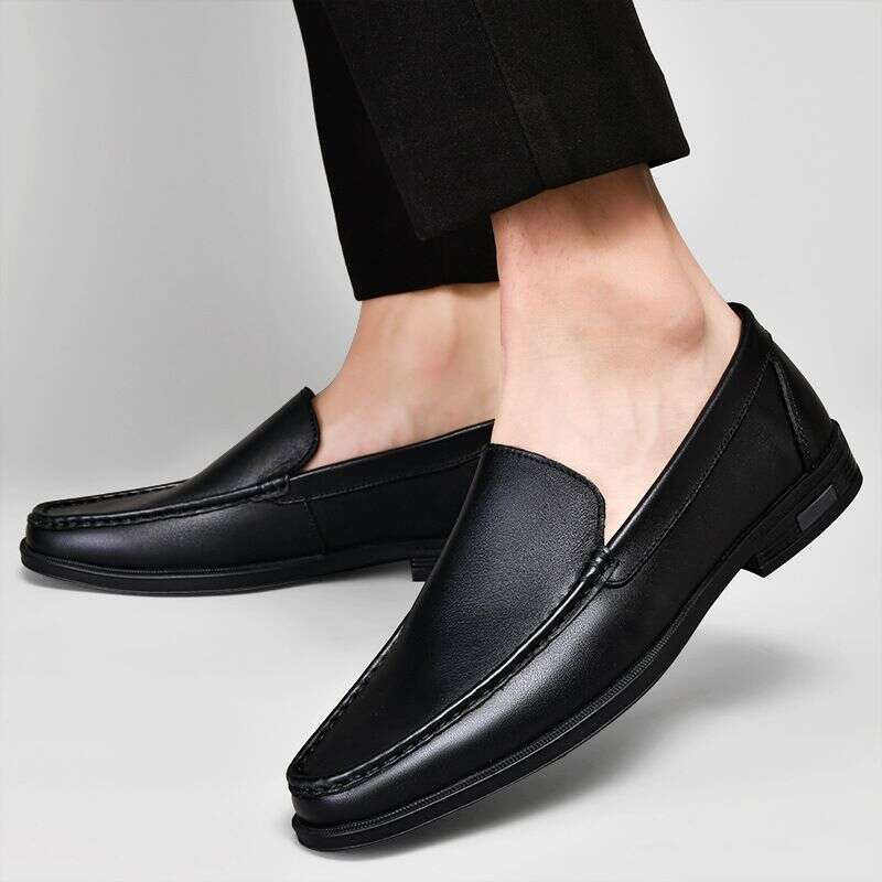 Men's plus-size 45 soft-soled soft-top cowhide loafers 46 breathable hollowed-out feet small size