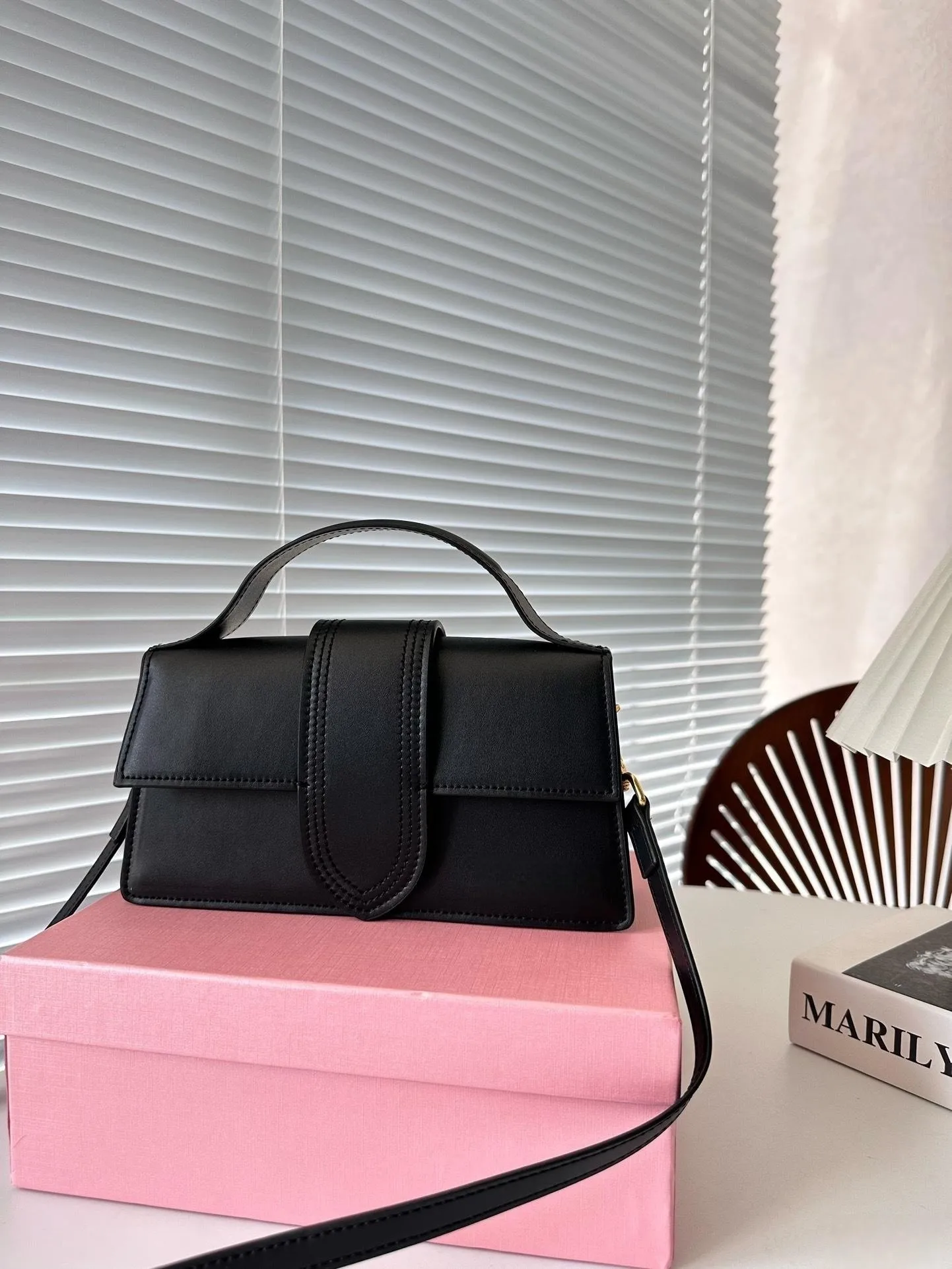 Shoulder Bags A Bambinos Designer Bags Luxury Handbag Crossbody Shoulder Bag Fashion Woman Baguette Lady Purse Tote Small Handbags Leather bags