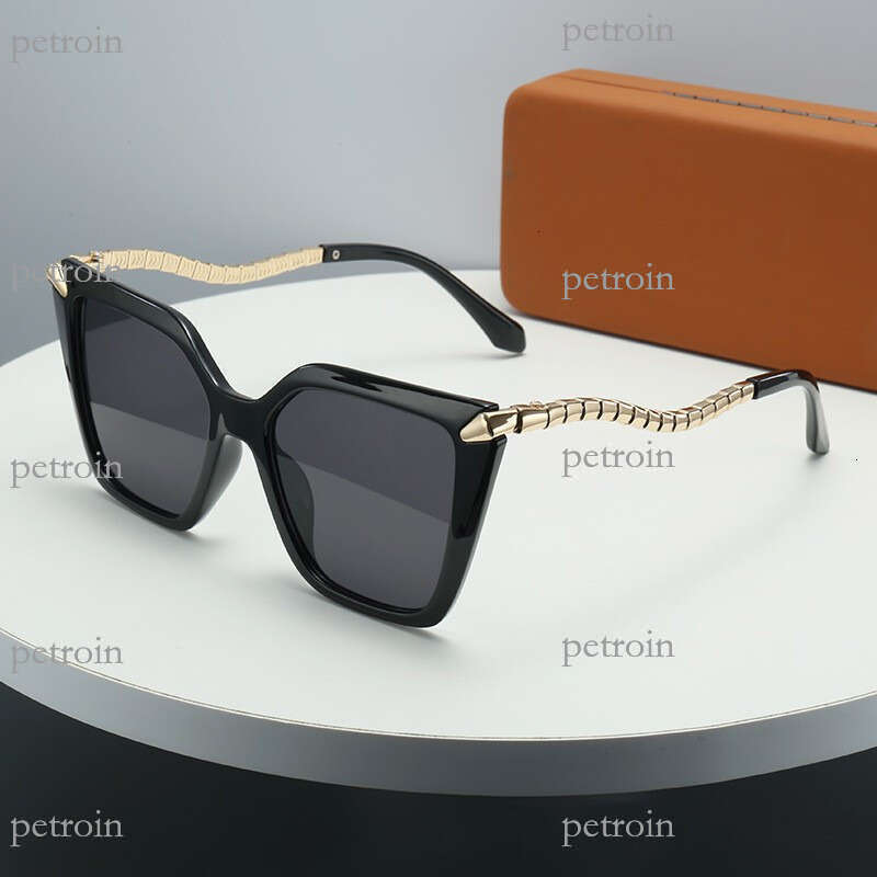 Metal Snake-Shaped Mirror Leg Large Frame Unique Hot Girl Fashion Trend Women's Sunglasses 2025 New Model