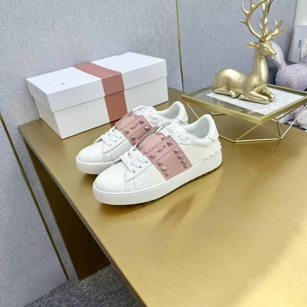 2025 Designer Shoes Luxury Women's Casual Shoes Fashion Studs Casual Shoes Outdoor Leisure - Thick-soled Colorful Women's Sports Shoes Can be Made in Large Sizes