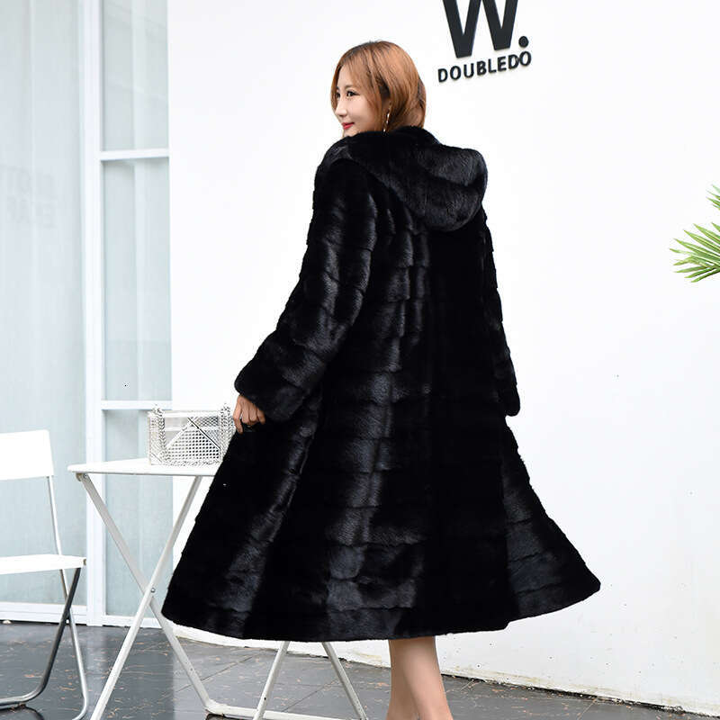 New mink fur coat with faux fur and grass, slim fit and slimming fur, whole mink fur coat for women, long length with hat for warmth