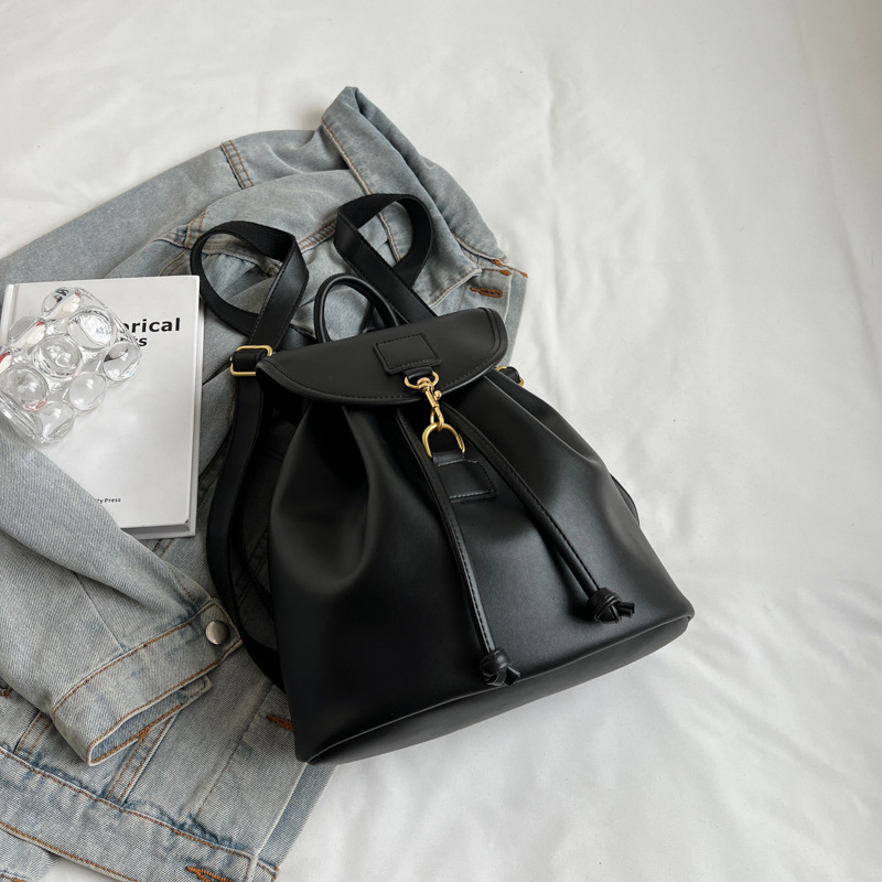 Autumn New Unisex Style Backpack Couple Bag Women's Large Capacity Backpack New Women's Travel Texture Small Backpack Autumn New Designer Ba