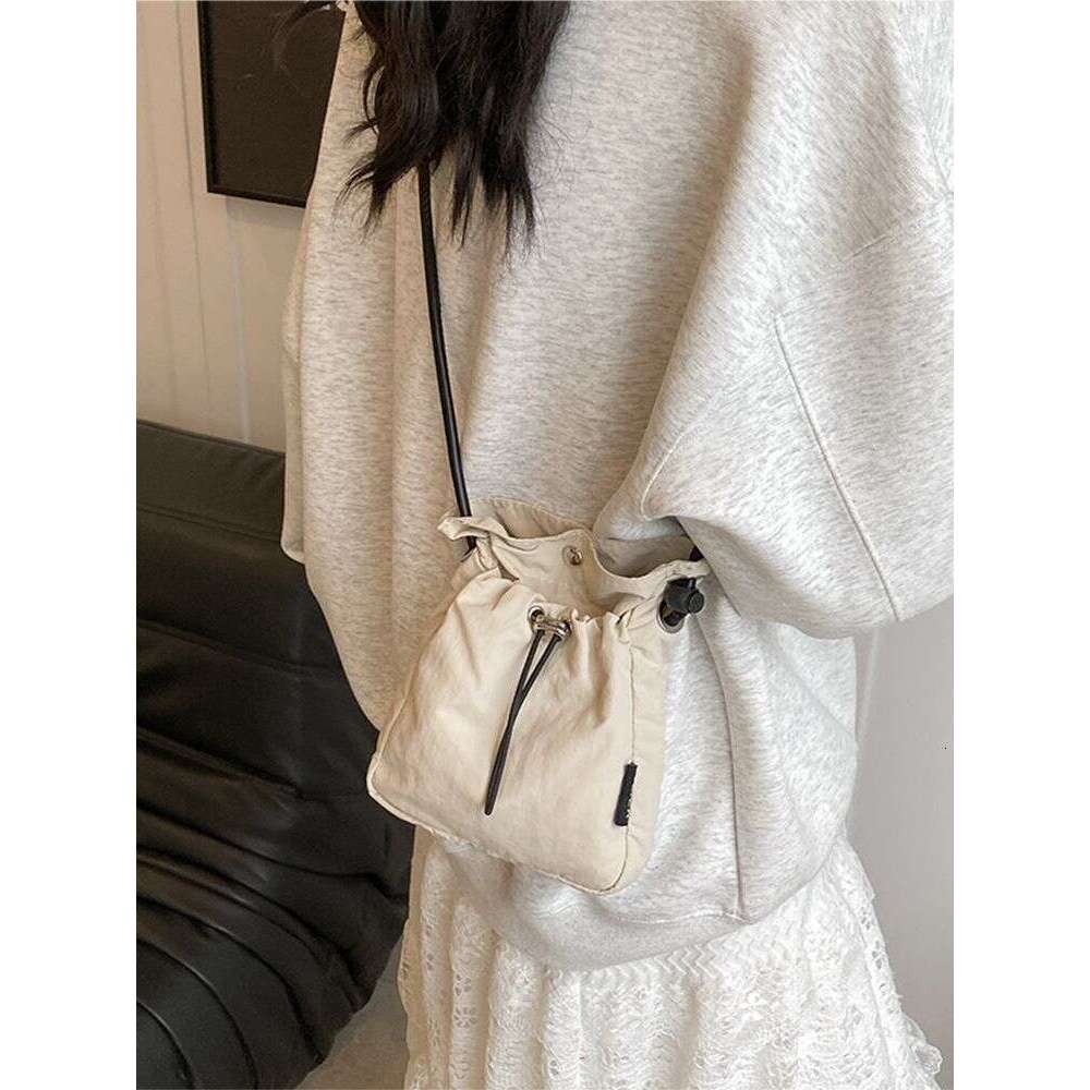 Crossbody women's fashion Oxford shoulder 2024 summer new walking mini phone small bag, cloth bag
