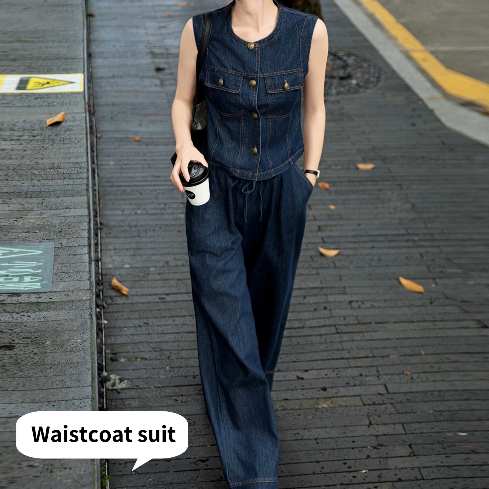 Fashionable Womens Summer Activity Wear Breathable Lightweight Top & Bottom Combo Outfit